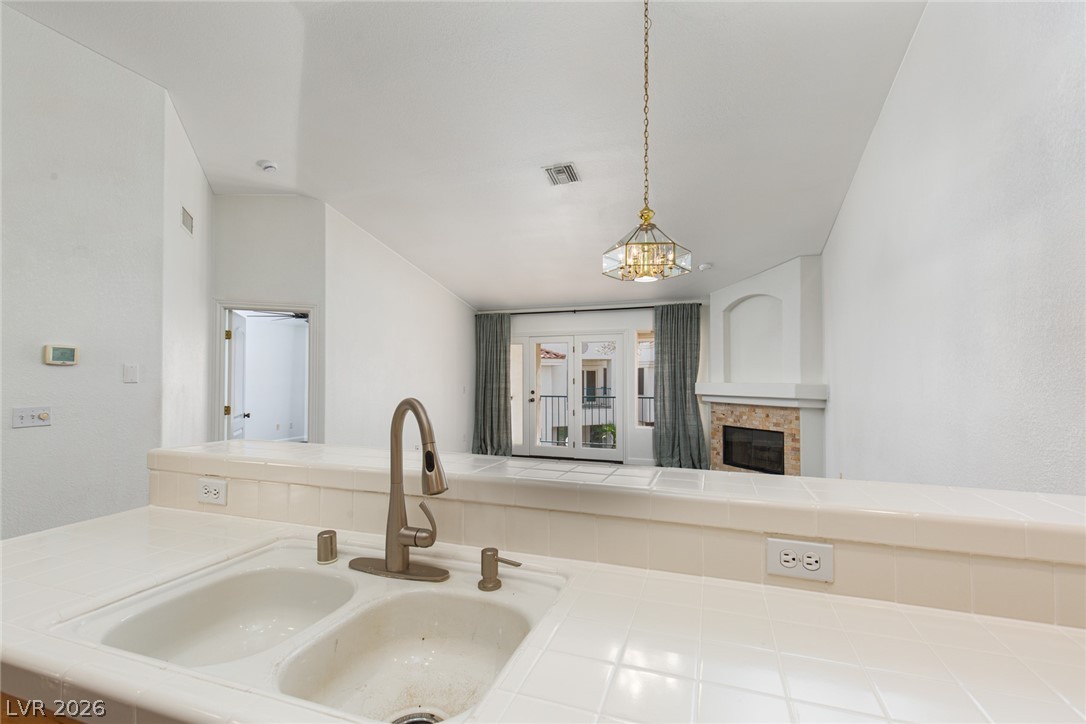 Photo 10 of 39, 7625 Valley Green Drive #201