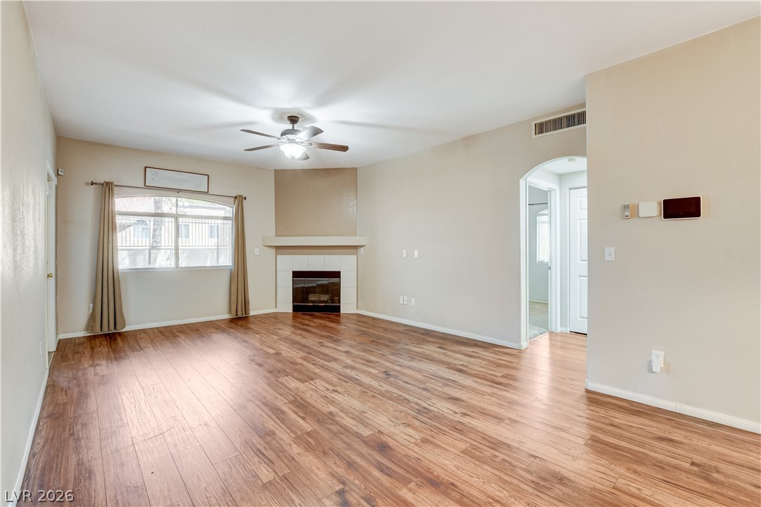 Photo 8 of 19, 3320 S Fort Apache Road #130