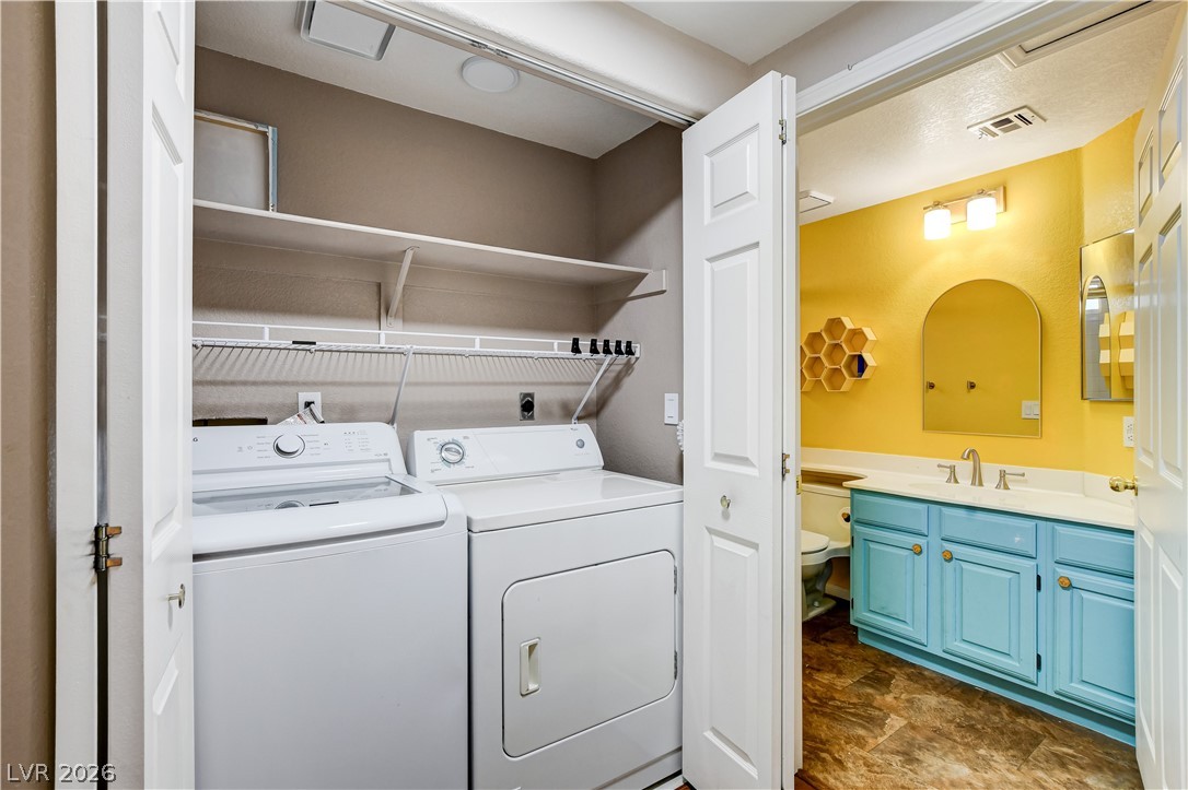 Photo 13 of 19, 3320 S Fort Apache Road #130