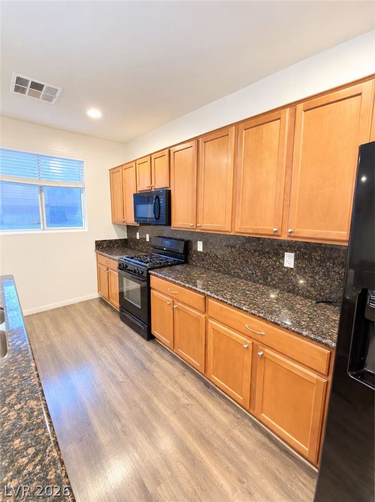 Photo 6 of 31, 9969 Silver Cliff Street
