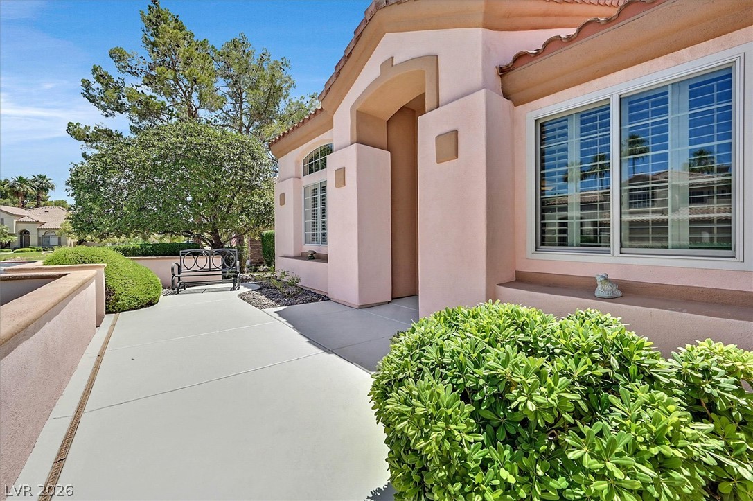 Photo 2 of 1925 Spyglass Drive