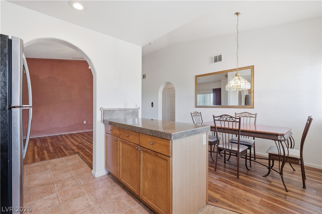 Photo 7 of 30, 424 Pine Haven Street #202