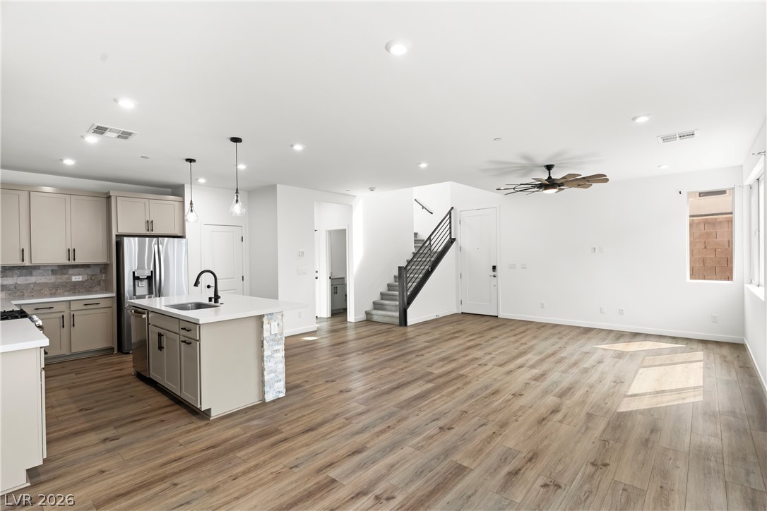 Photo 6 of 37, 633 Infinity Ridge Street