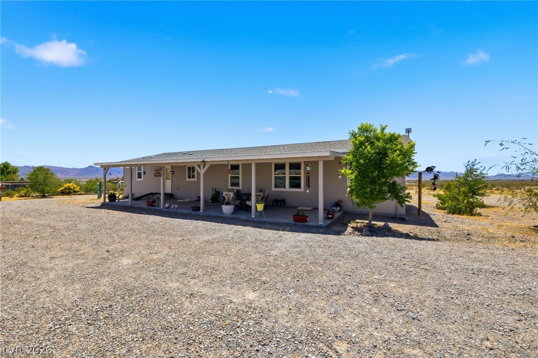 Photo 5 of 1295 E Nickel Avenue
