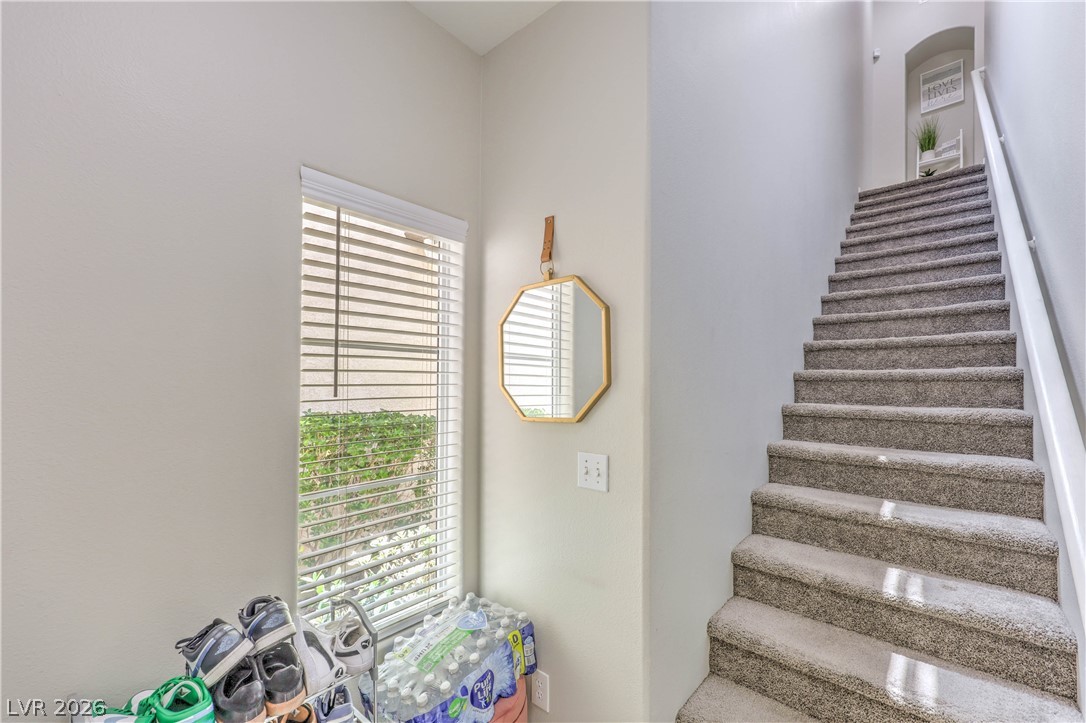 Photo 6 of 37, 2975 Bluegrass Lane #1423