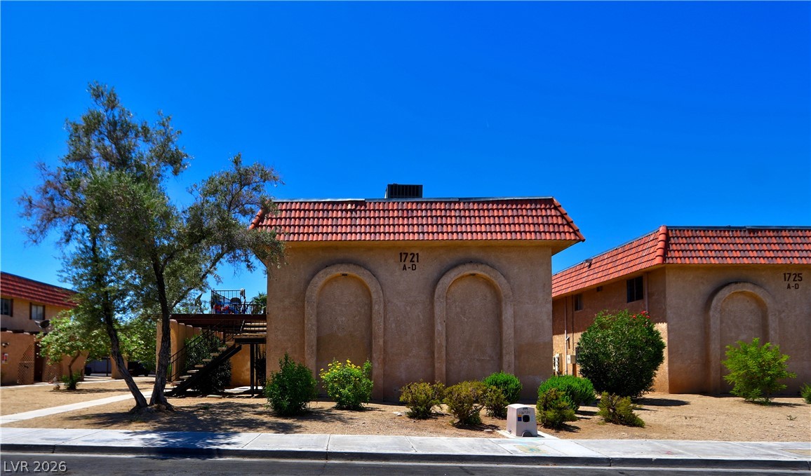 Photo 3 of 1721 Cordoba Lane
