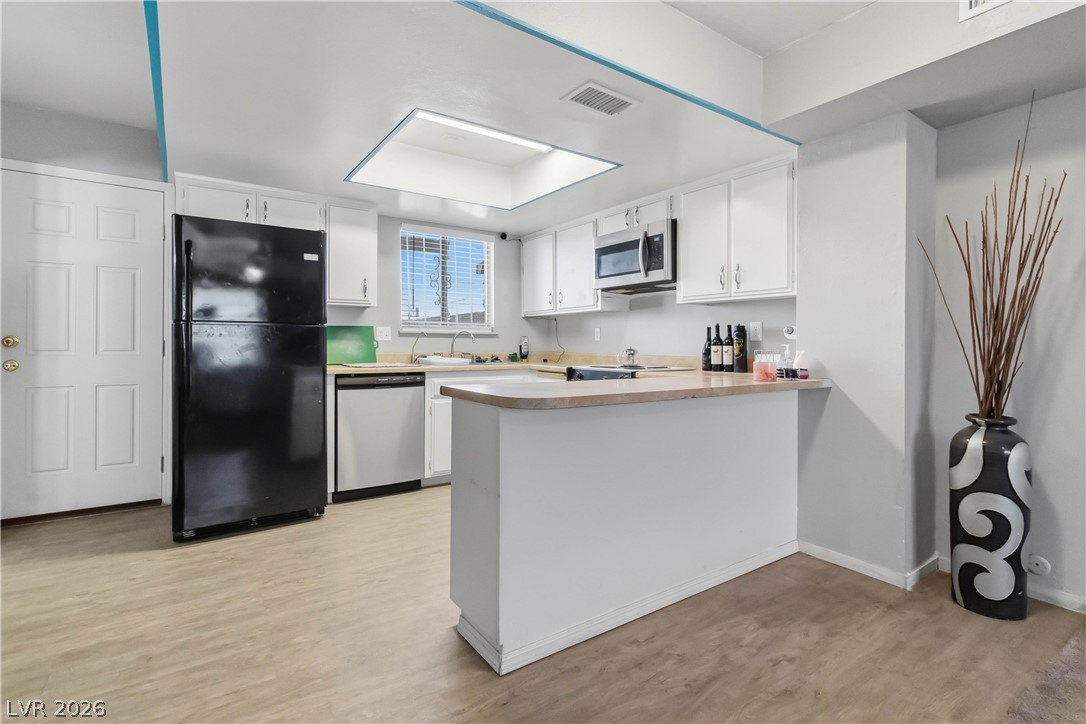 Photo 4 of 6024 Pebble Beach Boulevard