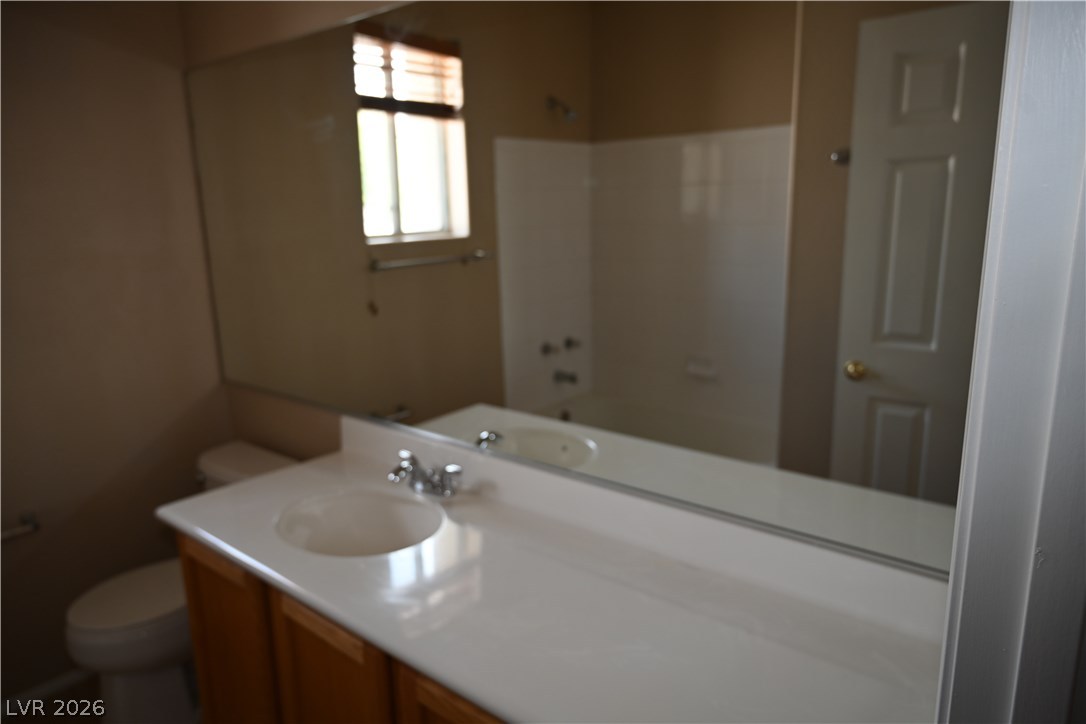 Photo 25 of 34, 2936 FALLING SPRINGS Circle #n/a