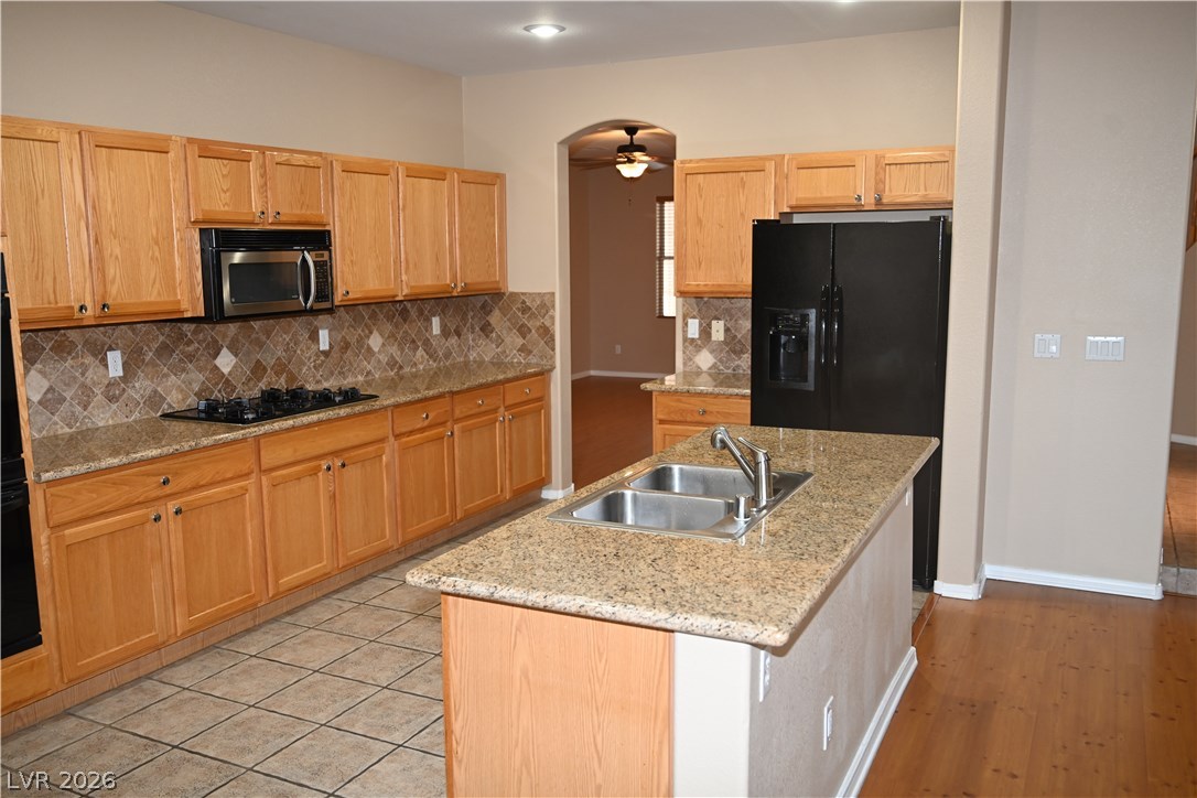 Photo 3 of 2936 FALLING SPRINGS Circle #n/a