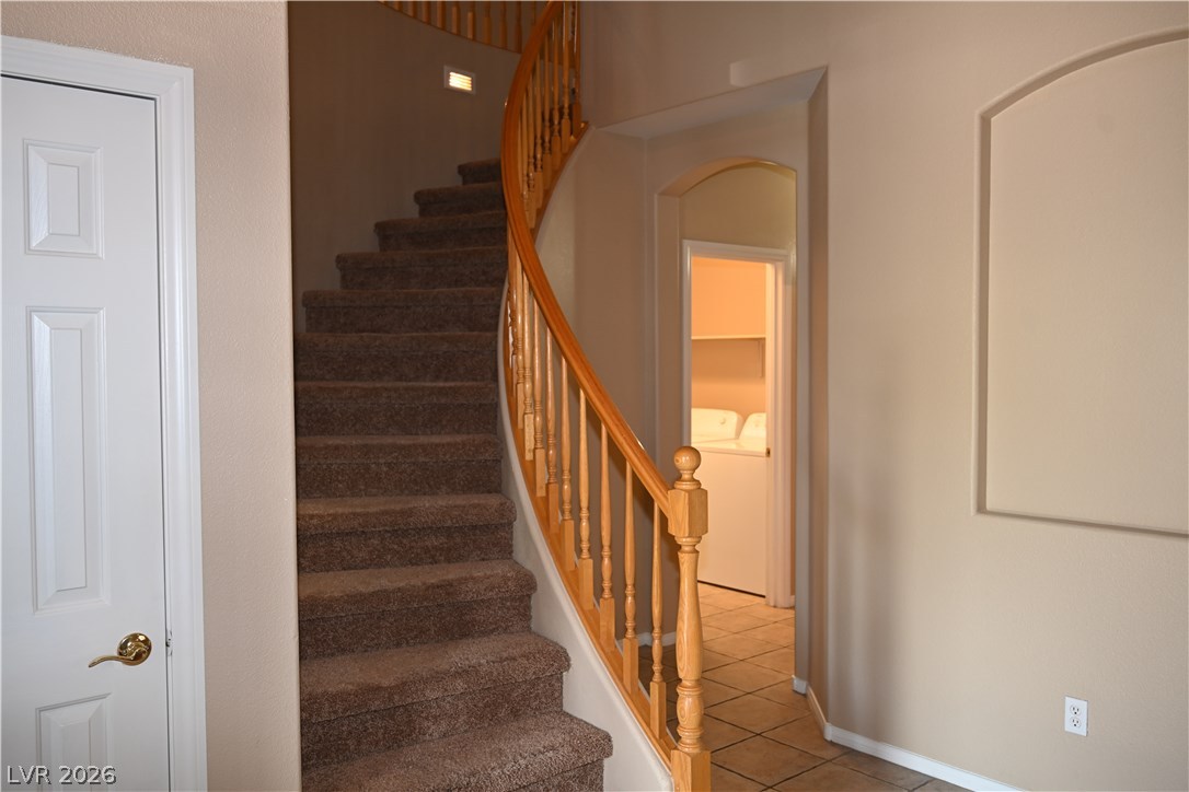 Photo 12 of 34, 2936 FALLING SPRINGS Circle #n/a
