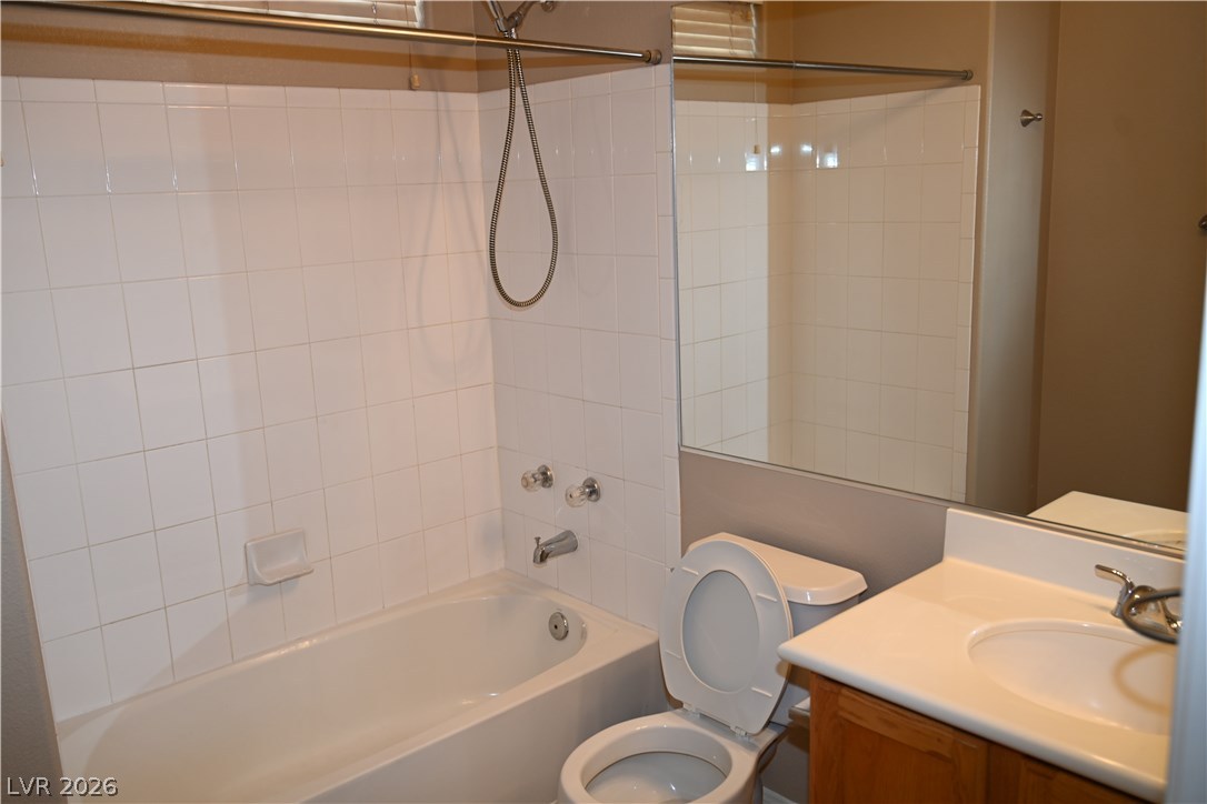 Photo 15 of 34, 2936 FALLING SPRINGS Circle #n/a