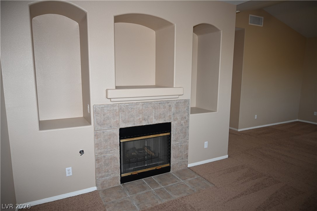 Photo 19 of 34, 2936 FALLING SPRINGS Circle #n/a