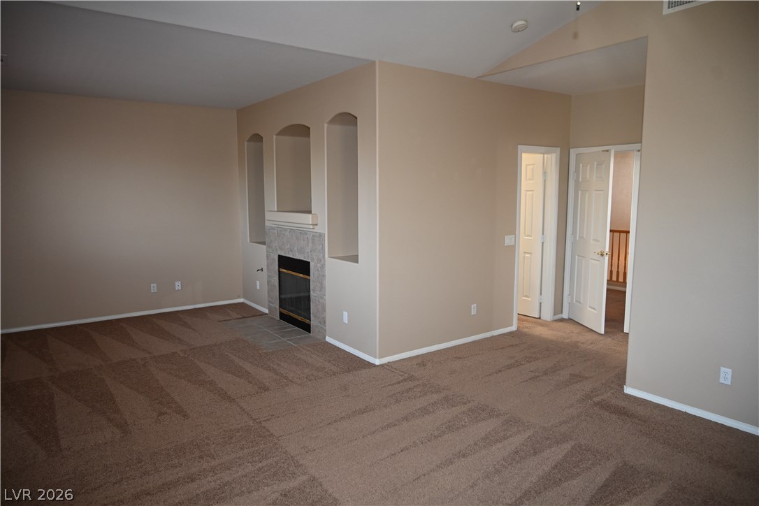 Photo 21 of 34, 2936 FALLING SPRINGS Circle #n/a
