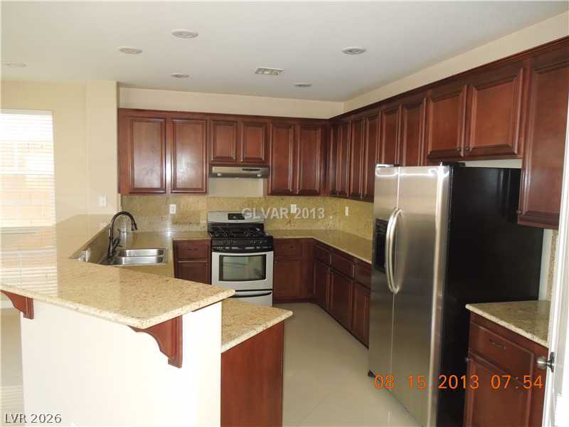 Photo 3 of 5749 Blackbirch Street