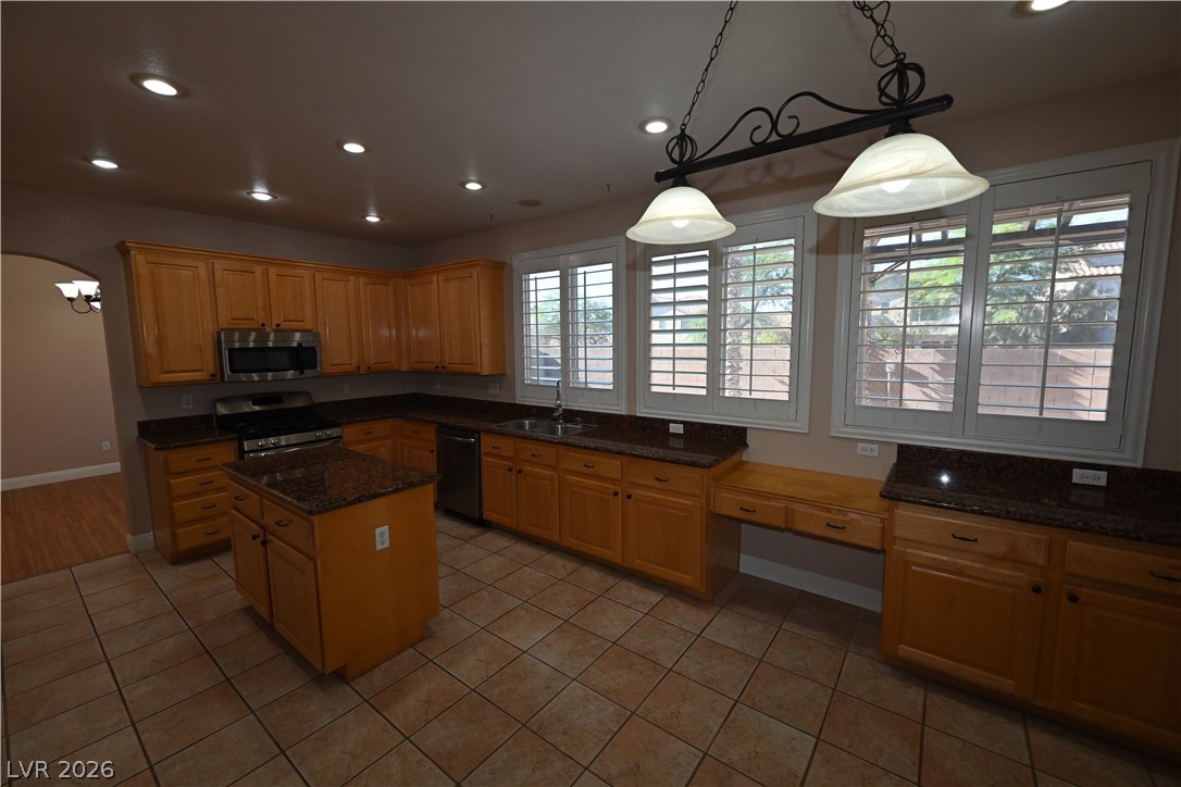 Photo 9 of 29, 9931 Sierra Canyon Way