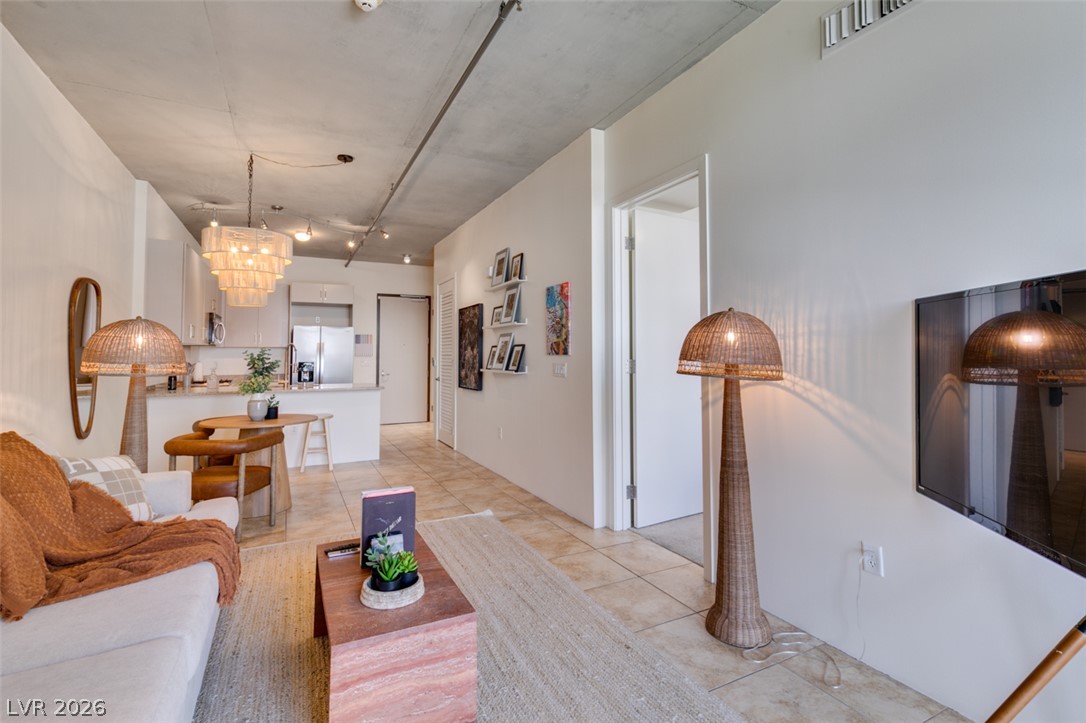 Photo 14 of 38, 353 Bonneville Avenue #343
