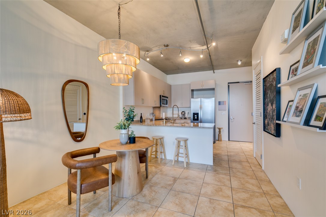 Photo 17 of 38, 353 Bonneville Avenue #343