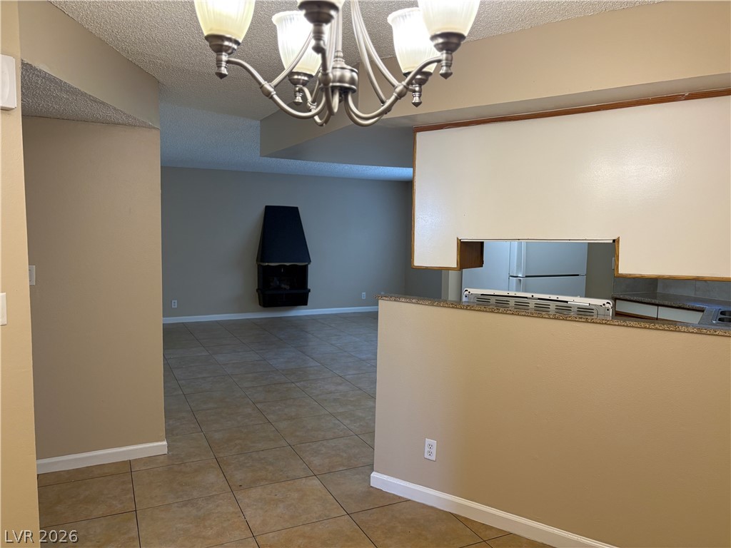 Photo 8 of 33, 2080 Karen Avenue #17