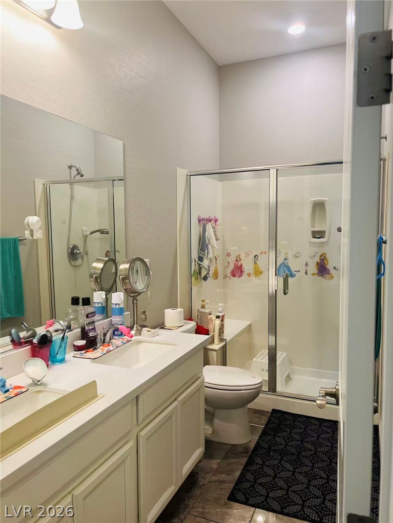 Photo 6 of 10, 119 Colantonio Court