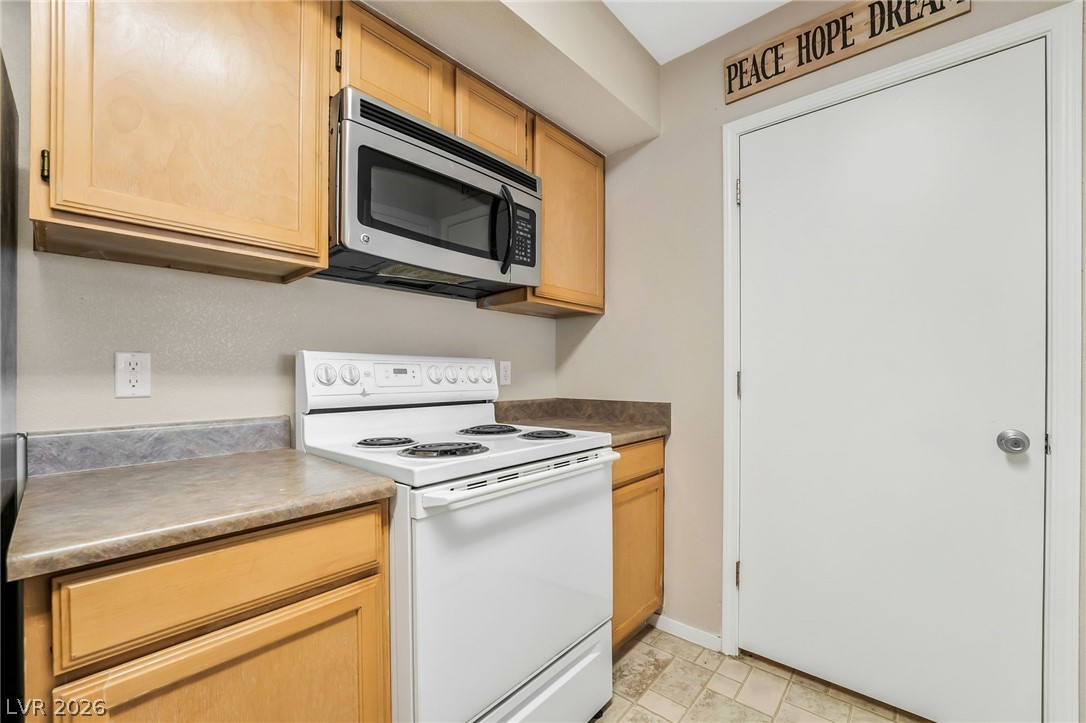 Photo 12 of 31, 45 Maleena Mesa st #1227