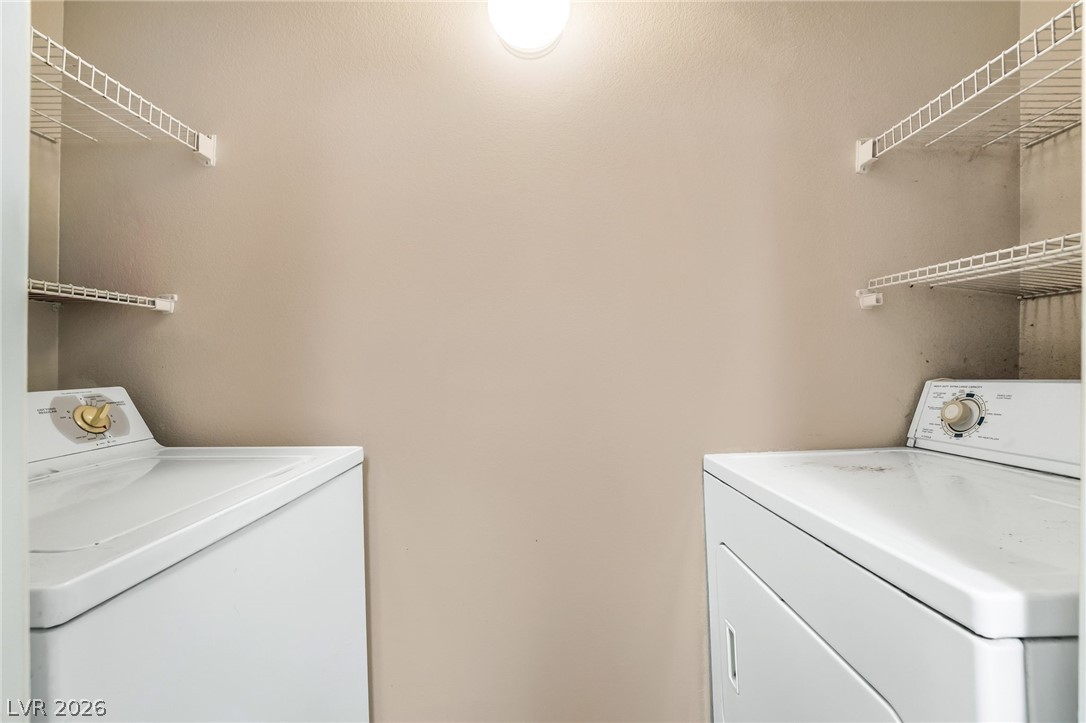 Photo 14 of 31, 45 Maleena Mesa st #1227