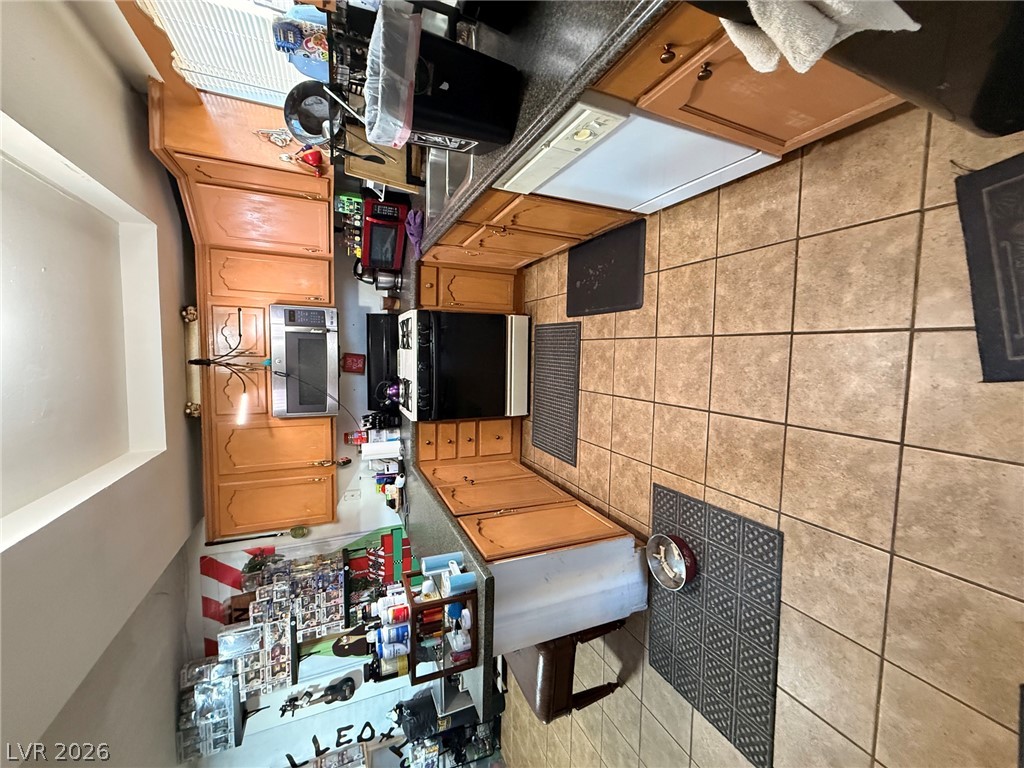 Photo 5 of 3270 Cameron Street #B