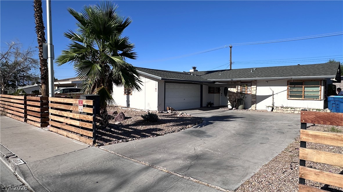 1528 Saylor Way, Las Vegas 89108