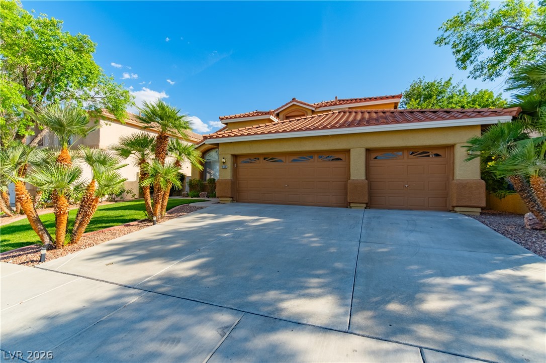 10409 Carmel Mountain Avenue, Las Vegas