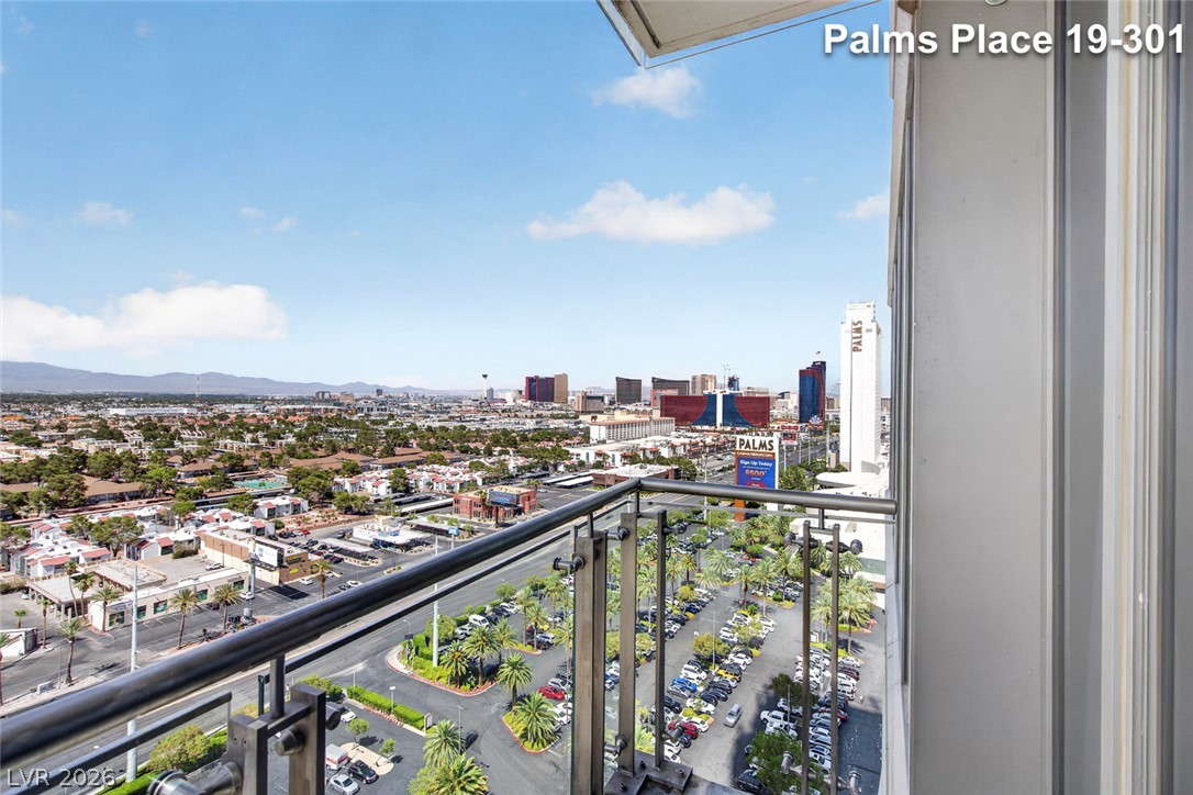 Photo 8 of 54, 4381 W Flamingo Road #1901