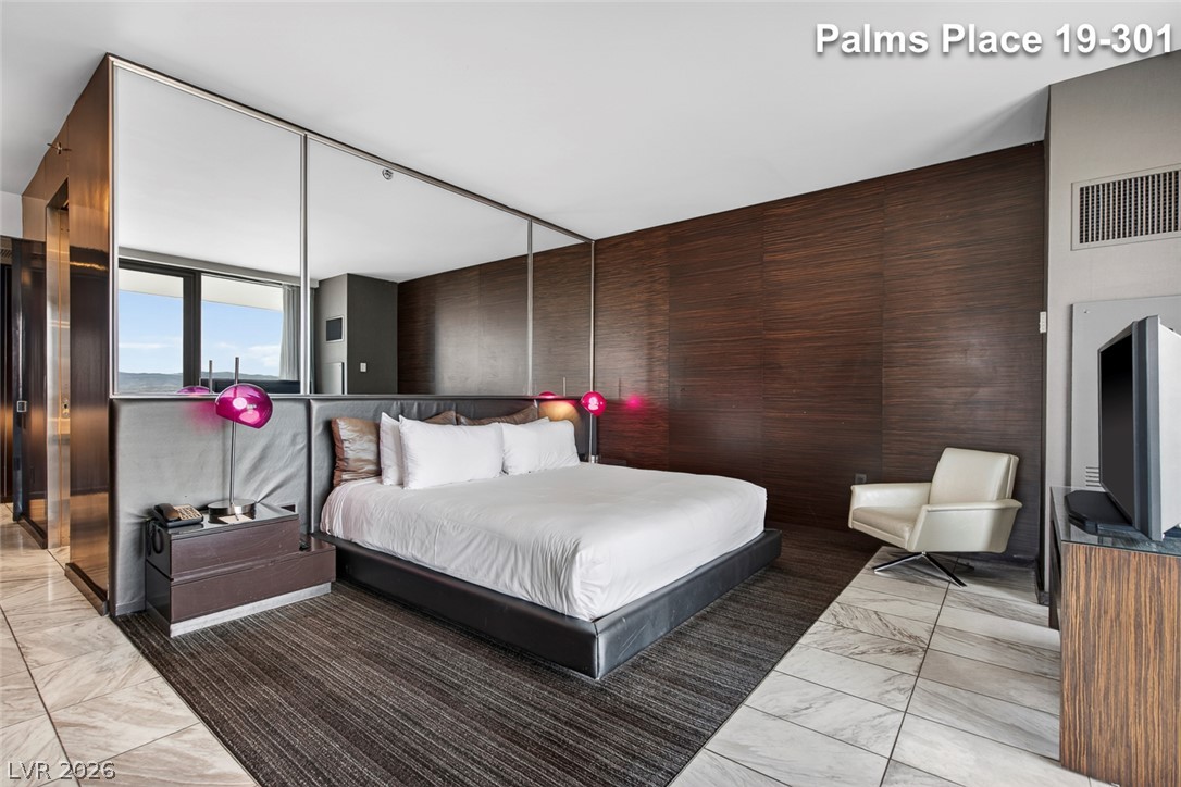 Photo 33 of 54, 4381 W Flamingo Road #1901