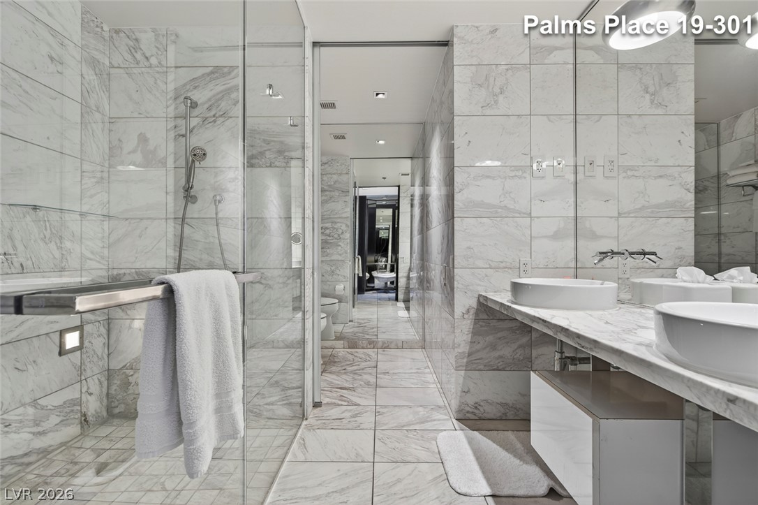 Photo 41 of 54, 4381 W Flamingo Road #1901