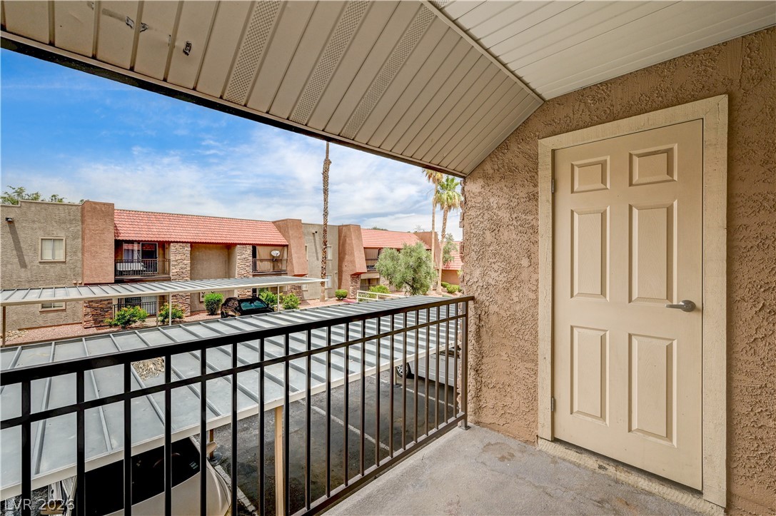 Photo 33 of 55, 5404 River Glen Drive #362