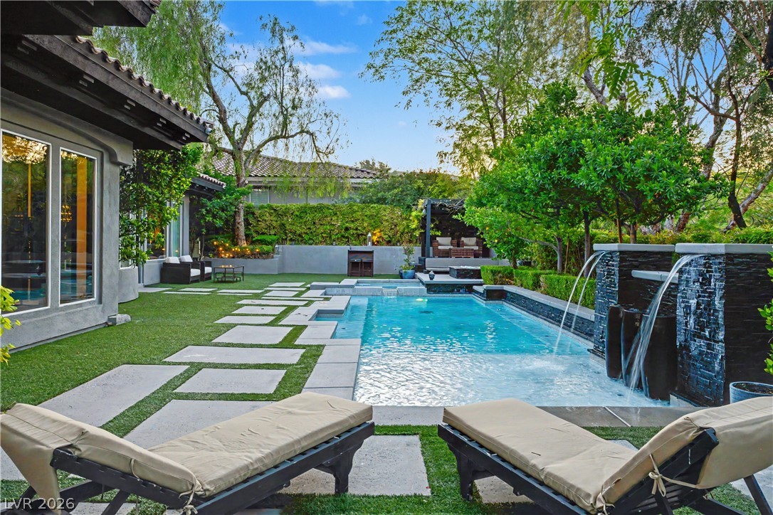 24 Panorama Crest Avenue, Las Vegas