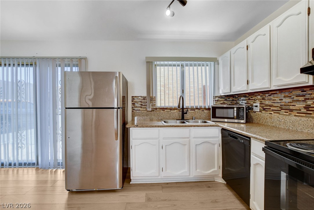 Photo 12 of 27, 5198 Garden Lane #D