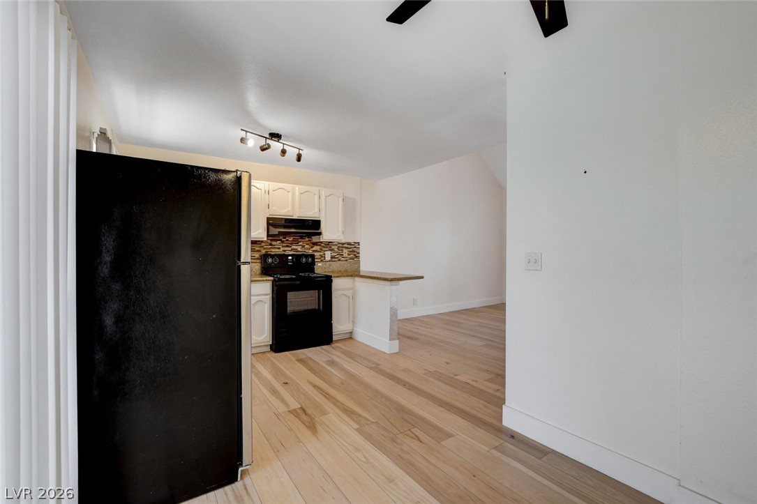 Photo 16 of 27, 5198 Garden Lane #D