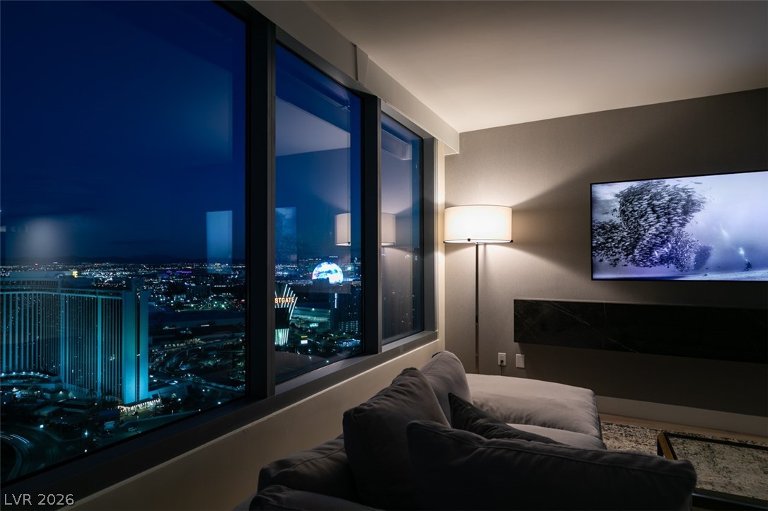322 Karen Avenue #3902, Las Vegas