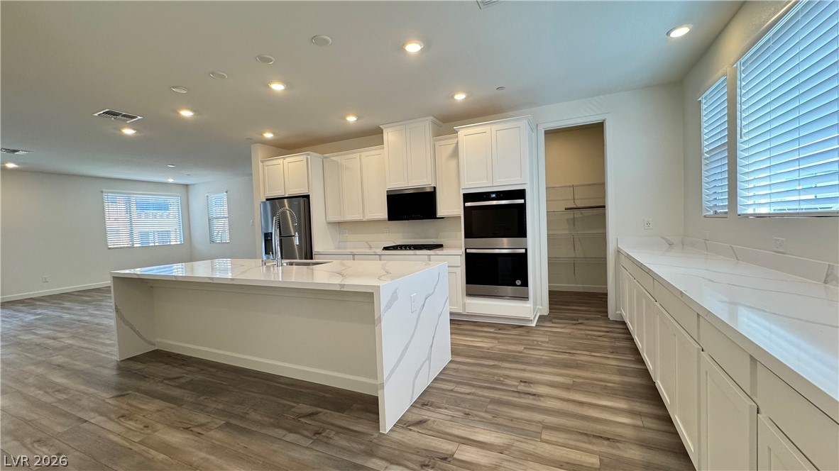 Photo 6 of 30, 1429 Whistling Kite Street
