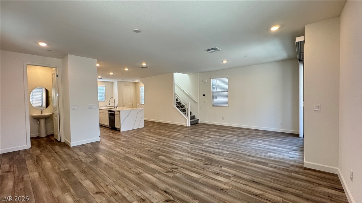 Photo 13 of 30, 1429 Whistling Kite Street