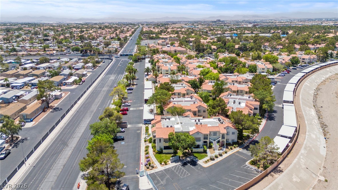 Photo 45 of 46, 4823 S Torrey Pines Drive #203