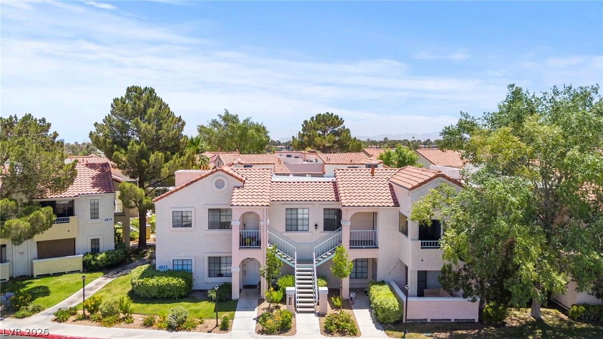 Photo 37 of 46, 4823 S Torrey Pines Drive #203