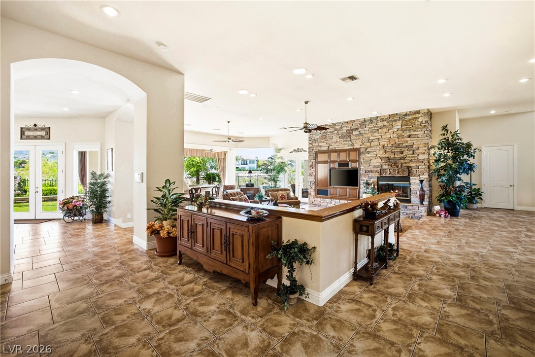 Photo 10 of 42, 9740 Verlaine Court