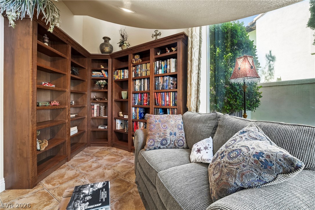 Photo 17 of 42, 9740 Verlaine Court