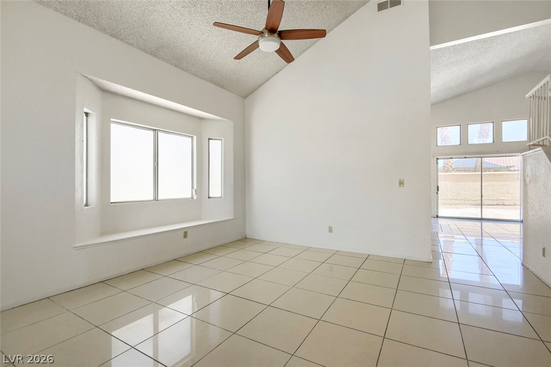 Photo 4 of 4120 Laurel Hill Drive