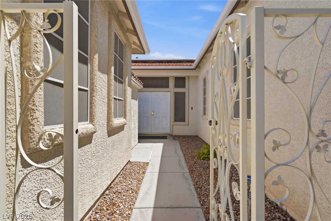 Photo 6 of 50, 6524 Black Oaks Street