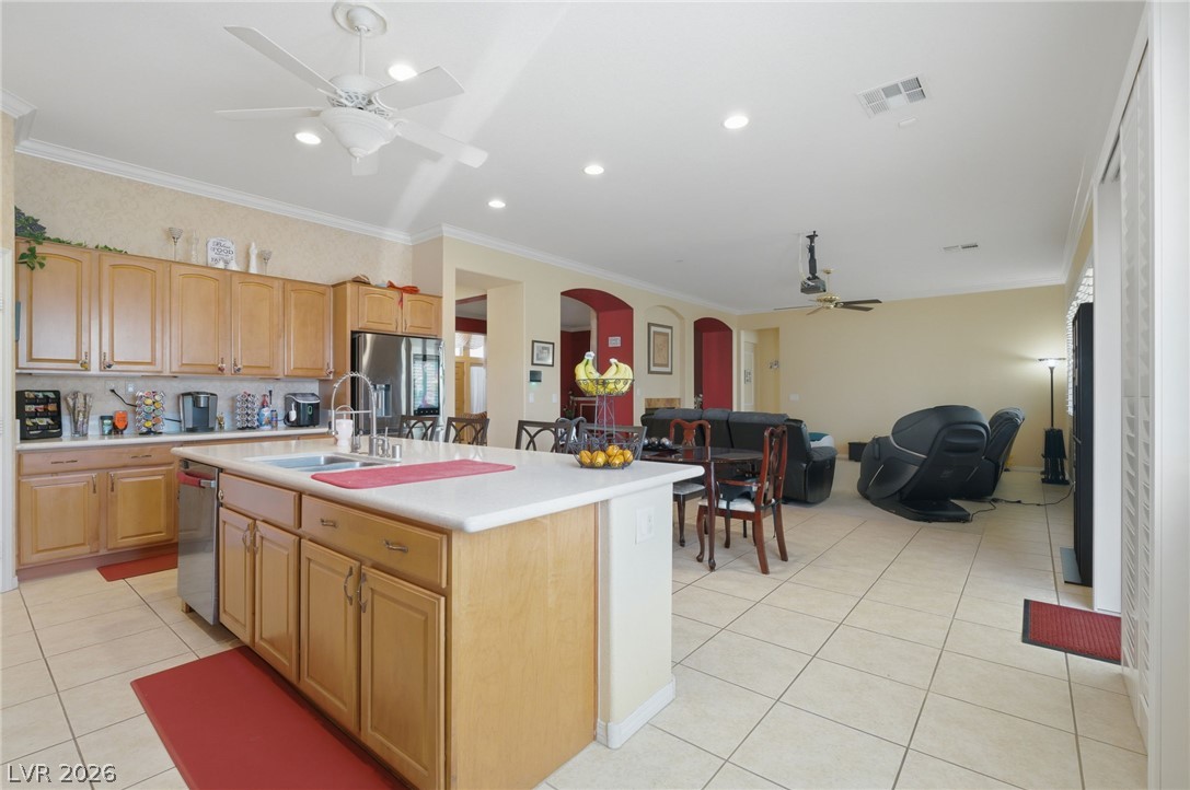 Photo 12 of 50, 6524 Black Oaks Street
