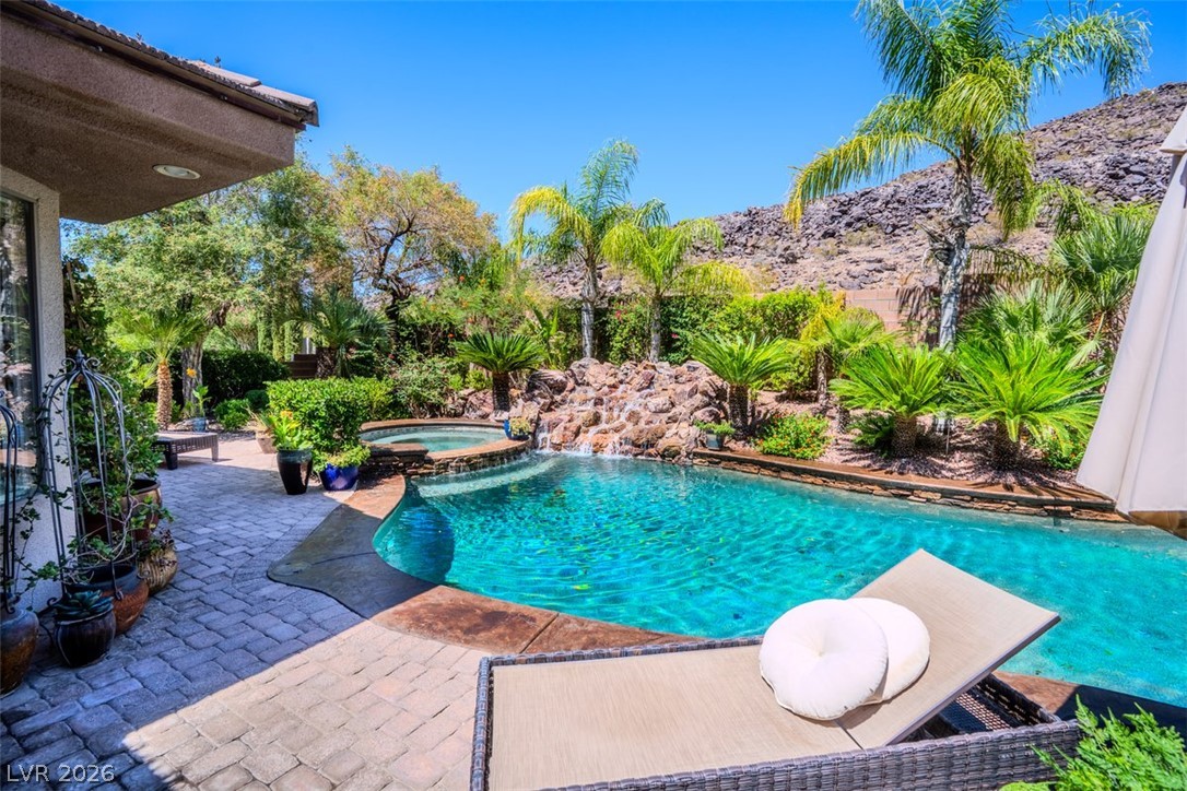 1794 Amarone Way, Henderson 89012