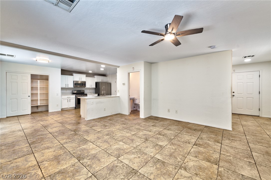 Photo 3 of 8940 Marmo Avenue