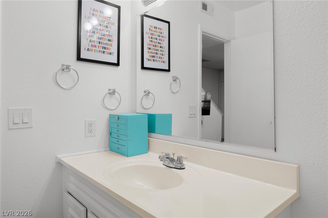 Photo 4 of 7066 Burcot Avenue #59