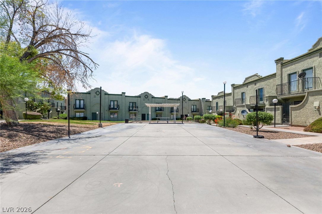 Photo 19 of 26, 7066 Burcot Avenue #59