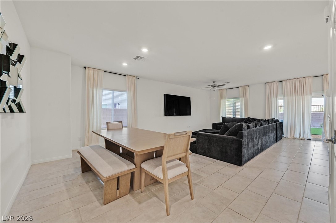 Photo 4 of 1842 Farah Falls Place